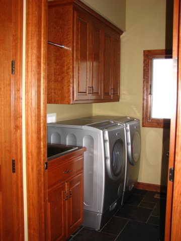 laundryroom2.jpg